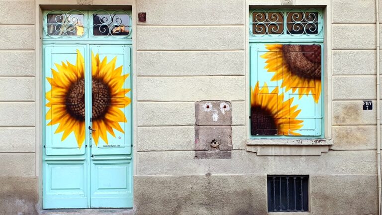 mau musei di torino murales girasoli