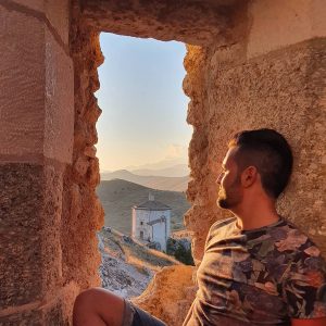 foto tramonto, borgo Roccacalascio, Abruzzo